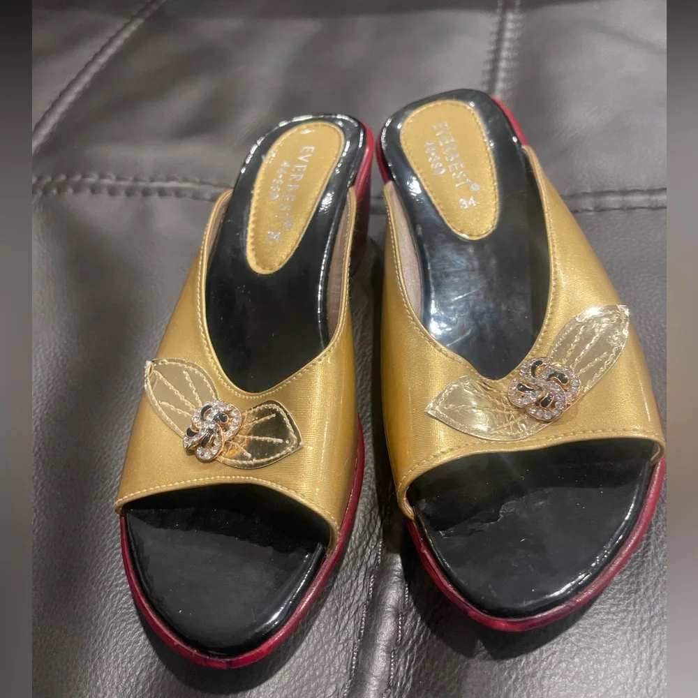 Stylish‎ Gold Kids Dress Shoes